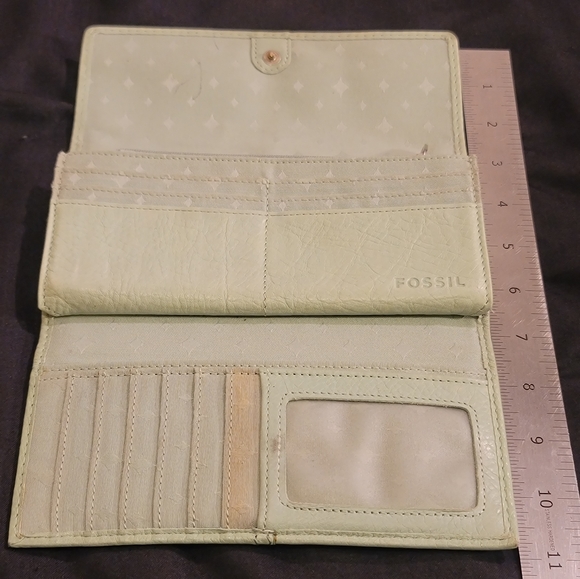 FOSSIL Marlow Green Leather Multifunction Trifold Wallet - Picture 6 of 12